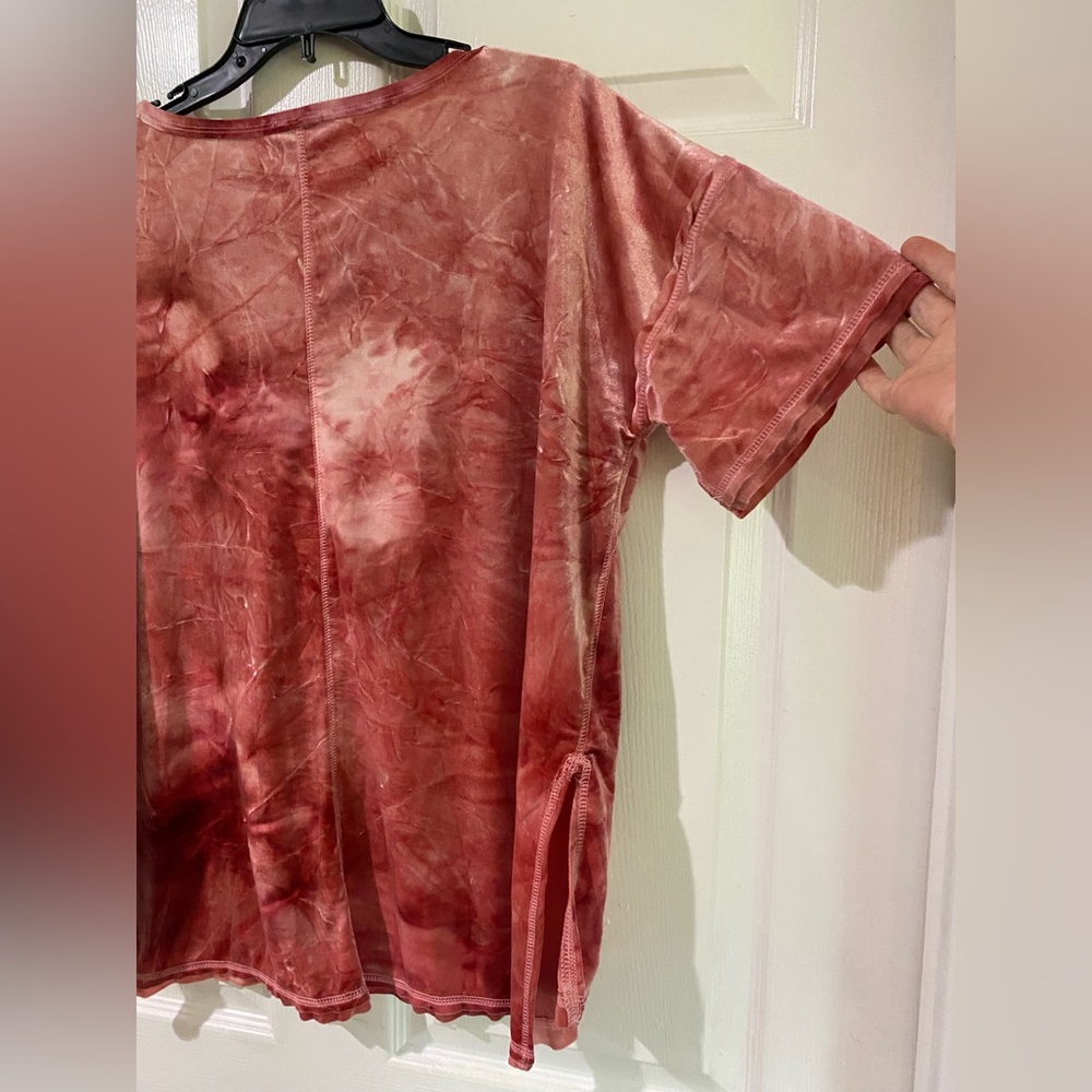 Umgee Pink Crushed Velvet Blouse Top Women's Medium Short Sleeves Oversized - Picture 10 of 12